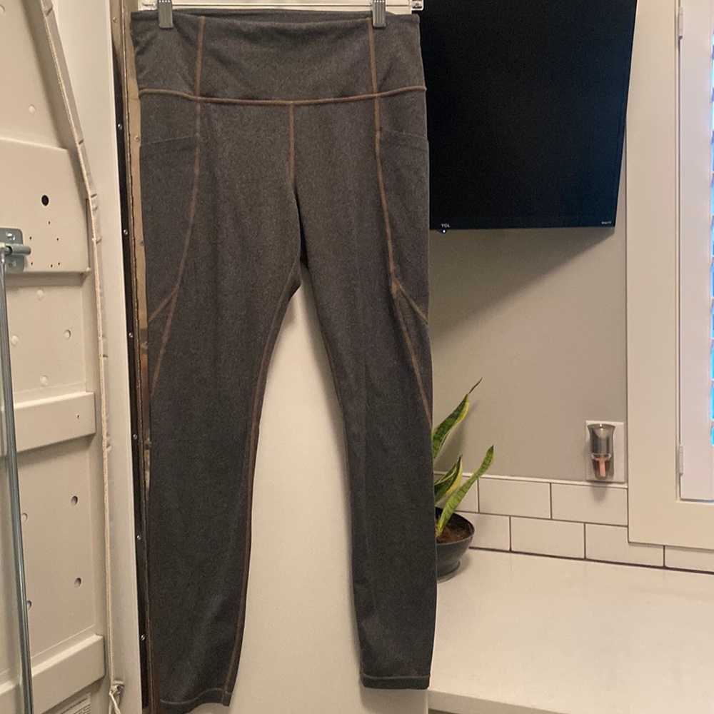 Athleta Stash Pocket Salutation 7/8 Tight, with Powervita Fabric